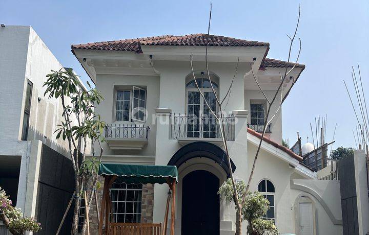 Rumah 2 Lantai Full Furnish Siap Huni Dengan Private Pool Shm Di Cluster Sierra Madre Sentul City Bogor