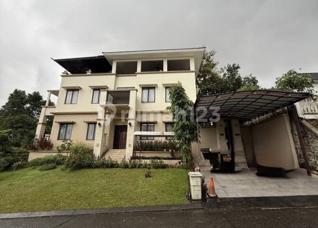 Rumah Hook dengan Rooftop View Gunung di Cluster Country Wood Sentul City Bogor