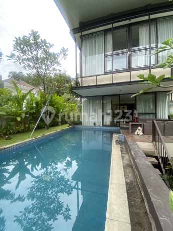 Rumah Hook Mewah dengan Rooftop View Gunung dan Basement dengan Private Pool SHM di Cluster Taman Parahyangan Golf Sentul City Bogor Rumah Hook Mewah dengan Rooftop View Gunung dan Basement dengan Private Pool SHM di Cluster Taman Parahyangan Golf Sentul City Bogor