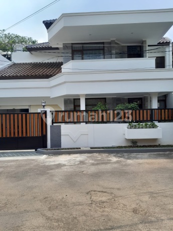 House for Sale Antasari Executive Paradise 4br size 267m2 Cilandak, South Jakarta