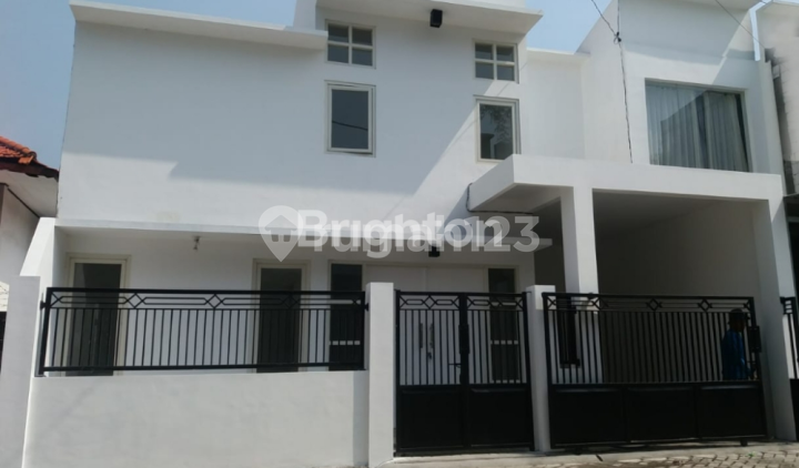 RUMAH 1.5 LT DI DE ALAMUDA RESIDENCE WIYUNG SURABAYA