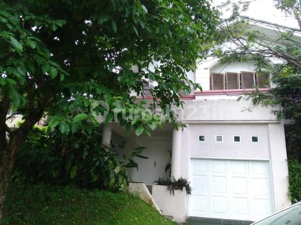 Dijual Rumah di Cluster Danau Bogor Raya Lakeside