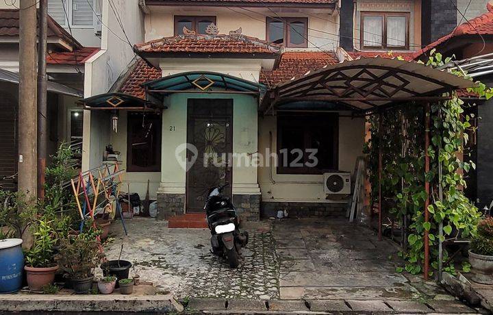 Rumah 2 Lantai Semi Furnished di Taman Ubud Permai I, Tangerang