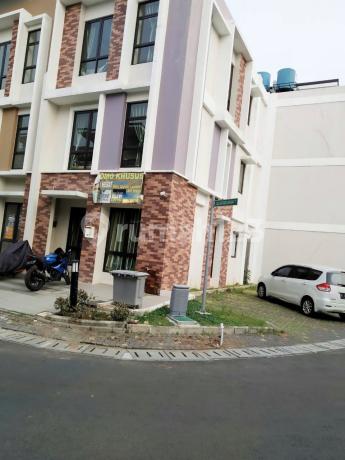 Dijual Rumah Kos Gading Serpong Dijual Rumah Kos Gading Serpong