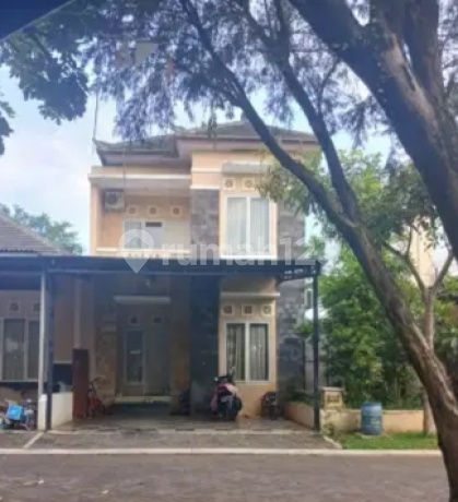 Murah! Rumah 2 Lantai di Bsb City Murah! Rumah 2 Lantai di Bsb City