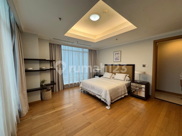 Dijual Apartemen Kempinski Grand Indonesia 2Br 157M2 Furnish Modern