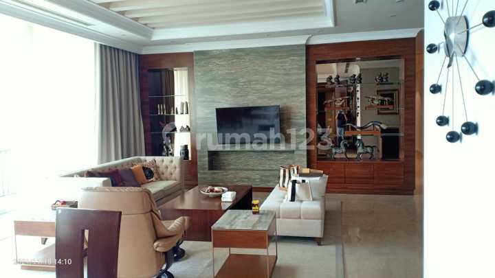 Best Price Disewakan Apartemen Pakubuwono Signature 4 BR Full Furnished