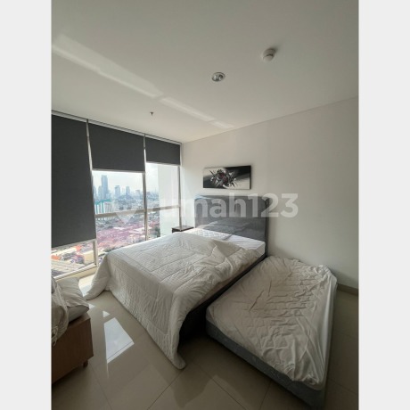 GOOD UNIT! Sewa Apartemen The Newton 1 - Prime Location in Jakarta Selatan - 2 BR Full Furnished