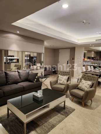 For Sale Apartemen Ciputra World 1 The Residence Ascott (My Home) Jakarta Selatan - 3+1 BR Fully Furnished