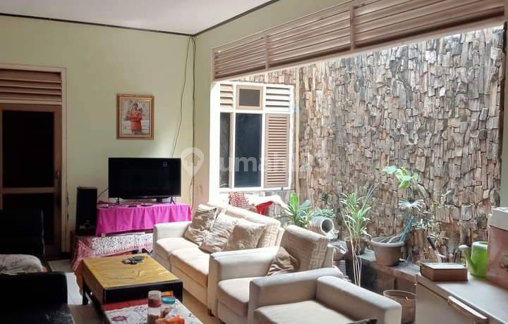 1. DIJUAL RUMAH SECOND SANGAT LUAS DAN SEJUK DI JATIBENING 2, BEKASI