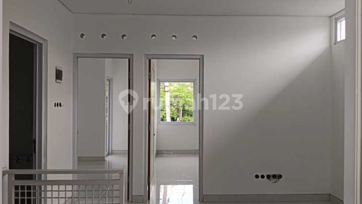 Rumah Murah 2 Lantai Siap Huni Bagus SHM di Puri Cisaranten Rumah Murah 2 Lantai Siap Huni Bagus SHM di Puri Cisaranten