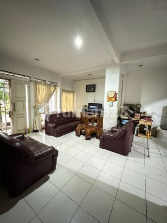 Dijual Cepat Rumah 2 Lantai, Cluster Jasmine, Summarecon Serpong Dijual Cepat Rumah 2 Lantai, Cluster Jasmine, Summarecon Serpong