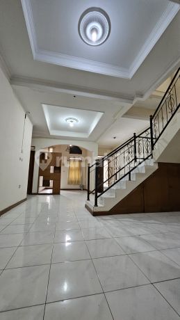 Rumah Murah 2 Lantai Bagus SHM Komplek Panorama Alam Parahyangan