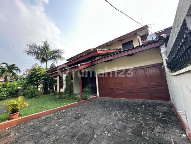 Rumah Mewah Luas Komplek Ekslusif Bukit Permai Cibubur Rumah Mewah Luas Komplek Ekslusif Bukit Permai Cibubur