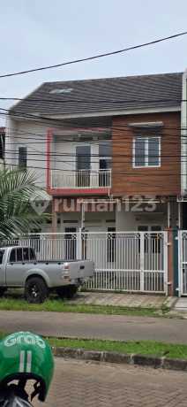 Two-Story House For Sale By Auction And As Is in Bumi Mas Raya Housing, Jl. Bumi Mas Raya, Cikokol, Tangerang, Tangerang City, Banten, Indonesia, 15117, Tangerang City Two-Story House For Sale By Auction And As Is in Bumi Mas Raya Housing, Jl. Bumi Mas Raya, Cikokol, Tangerang, Tangerang City, Banten, Indonesia, 15117, Tangerang City