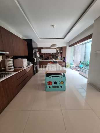Dijual Rumah Bagus Lux Luas Terawat Siap Huni Semi Furnished  Ada Ruang Komputer Ruang Serba Guna di Taman Mekar Utama