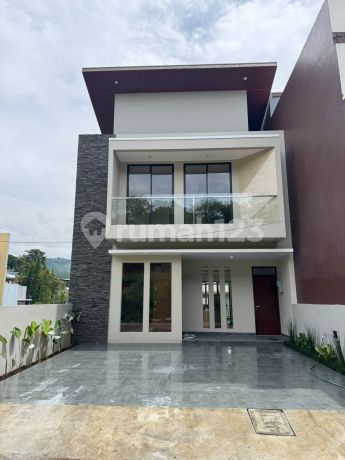 Nice House in Citra Green Dago Cimbuleuit Bandung Near ITB Unpad Nice House in Citra Green Dago Cimbuleuit Bandung Near ITB Unpad