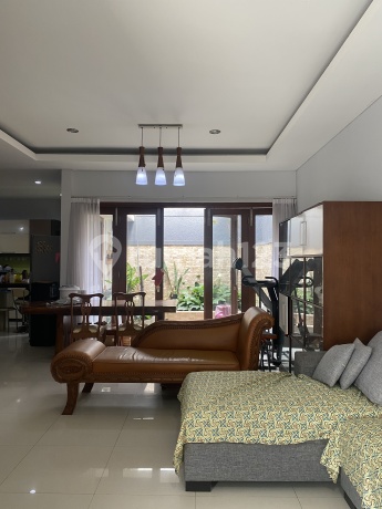 Rumah 2 lt di komplek perumahan Abadi Regency Setiabudhi Rumah 2 lt di komplek perumahan Abadi Regency Setiabudhi