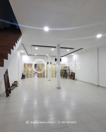 Ruko Gandeng Komplek CBD Polonia Area Polonia