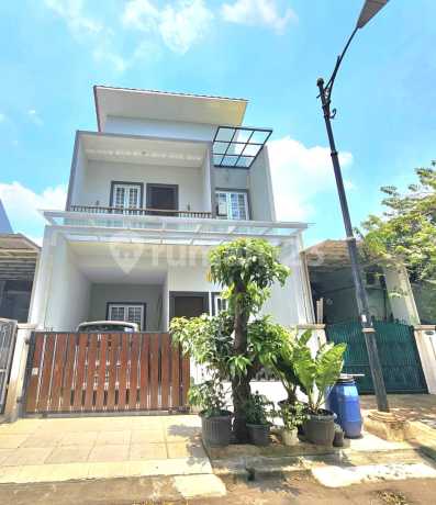 For Sale: House in The Royal Residence, Ujung Menteng, Cakung, East Jakarta For Sale: House in The Royal Residence, Ujung Menteng, Cakung, East Jakarta