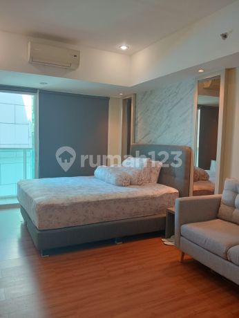 apartemen tengah kota La Grande dgn view city apartemen tengah kota La Grande dgn view city