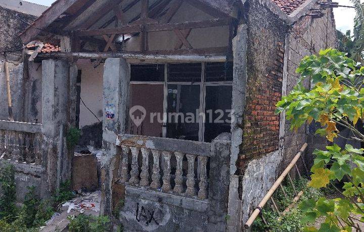 Dijual Murah Nego Rumah Tua 60m2 Hitung Tanah Saja di Taman Adiyasa HGB