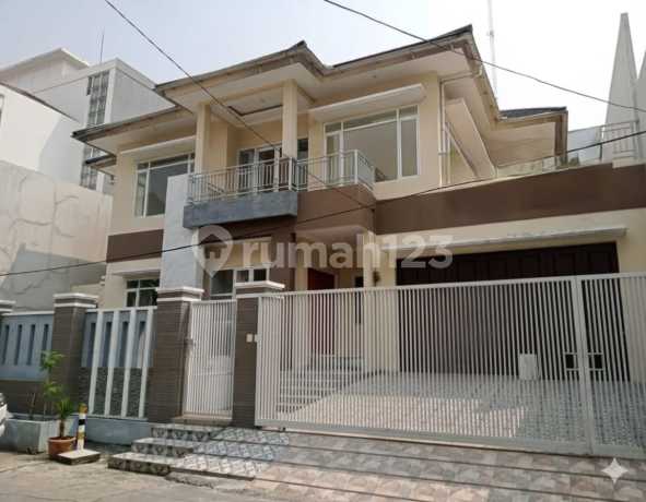 Rumah Bagus Lokasi Strategis 2 Lantai di Sunter