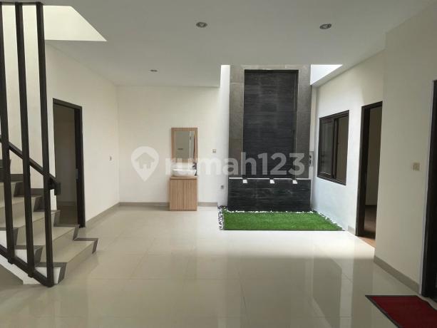Turun Harga Rumah Tatar Banyak Sumba Kbp