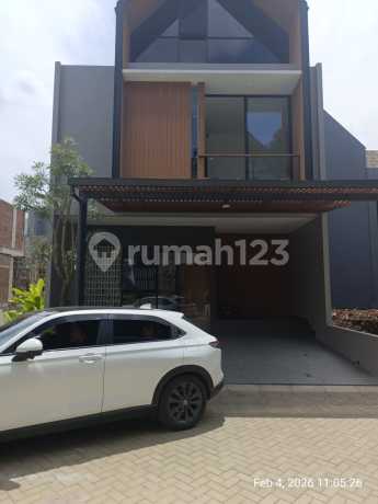 New 2025 House for Sale in Setra Duta Bandung Elite Cluster New 2025 House for Sale in Setra Duta Bandung Elite Cluster