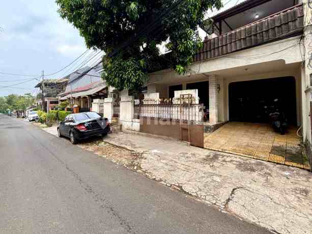 BEST PRICE TEBET BARAT ! AKSES SUPER LEBAR LUAS 201 M2 BEST PRICE TEBET BARAT ! AKSES SUPER LEBAR LUAS 201 M2