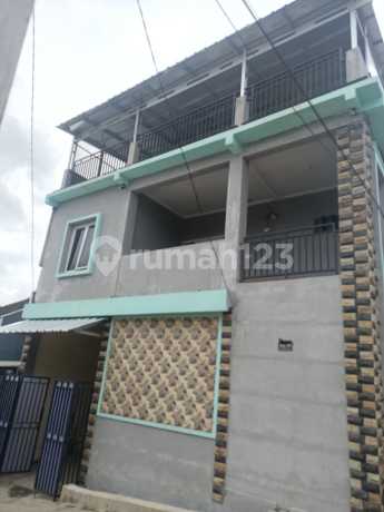 Rumah Bagus 3 Lantai di Cikadut Bandung Kaler Siap Huni