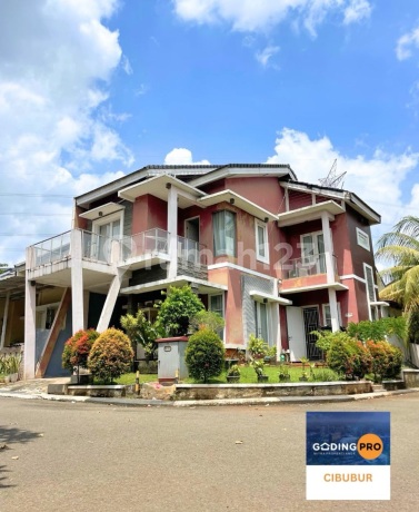 Dijual Rumah Hook Asri Siap Huni di Perumahan Legenda Wisata Cibubur Dijual Rumah Hook Asri Siap Huni di Perumahan Legenda Wisata Cibubur