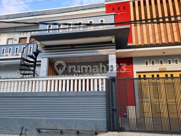 Di Jual Rumah Cantik Dan19 Kamar Kost Terisi Semua Lokasi Strategis Di Jual Rumah Cantik Dan19 Kamar Kost Terisi Semua Lokasi Strategis