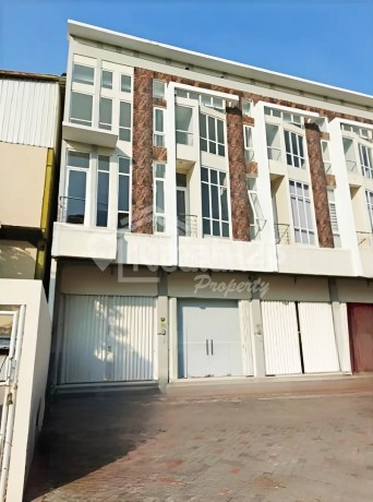 Ruko di Yos Sudarso Square , Semarang Si 7195 