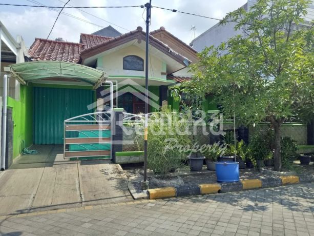 House in Taman Majapahit Pedurungan, Semarang (Si 8494)