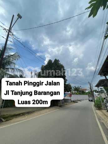STRATEGIC LAND ON THE SIDE OF TANJUNG BARANGAN ROAD