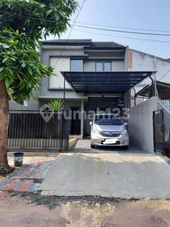 Rumah Baru 2 lantai dengn tanah Luas di dlm komplek Mega cinere