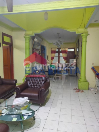 Dijual Cepat Rumah 2 Lt 5 Kamar di Taman Pabuaran, Kota Tangerang