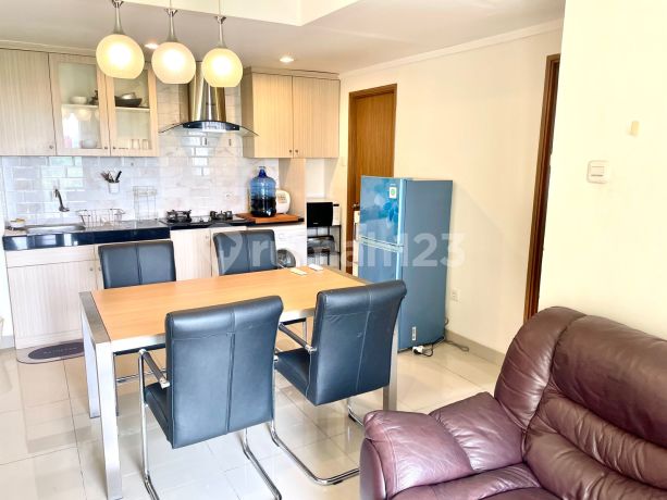 Apartemen The Oasis Cikarang 2 Kamar Tidur Furnished Terenovasi