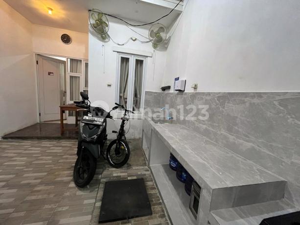 Rumah Gunung Anyar Emas Surabaya Timur Minimalis 2 Lantai SHM Akses Mudah 700Jtan Nego
