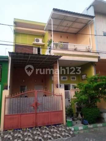 Dekat Tol Lippo Plaza Rumah 2 Lantai Bumi Suko Indah Sidoarjo Lihat pasti suka Dekat Tol Lippo Plaza Rumah 2 Lantai Bumi Suko Indah Sidoarjo Lihat pasti suka