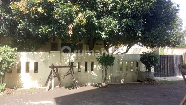 Rumah Komplek.suasana ******** Luas SHM Rumah Komplek.suasana ******** Luas SHM