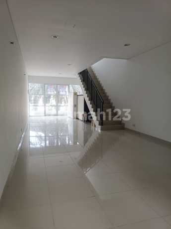 Segera Jual Cepat Ruko Pinggir Jalan Raya Ramai Cuan Time Square Serpong Ruko di Gading Serpong 67.0 m² Unfurnished SHM