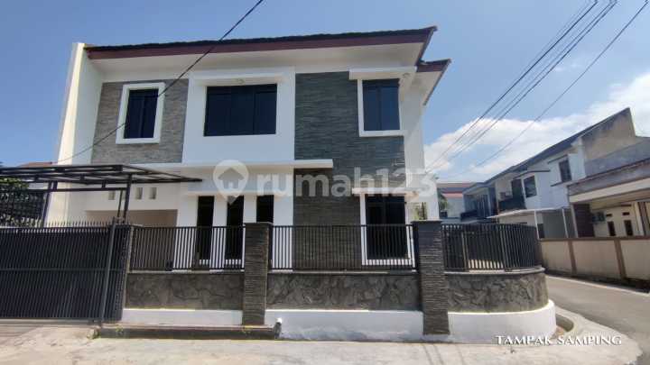 [03] For Sale Minimalist Hook House in Buana Sari Regency Cul-de-sac