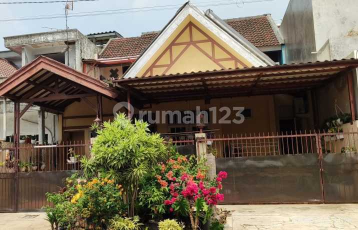 JUAL CEPAT RUMAH 2 LANTAI SIAP HUNI DI SEKTOR 1C GADING SERPONG
