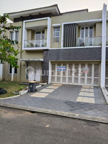Turun Harga Jual Cepat Rumah Bagus L12 di Cluster San Lorenzo, Gading Serpong Turun Harga Jual Cepat Rumah Bagus L12 di Cluster San Lorenzo, Gading Serpong
