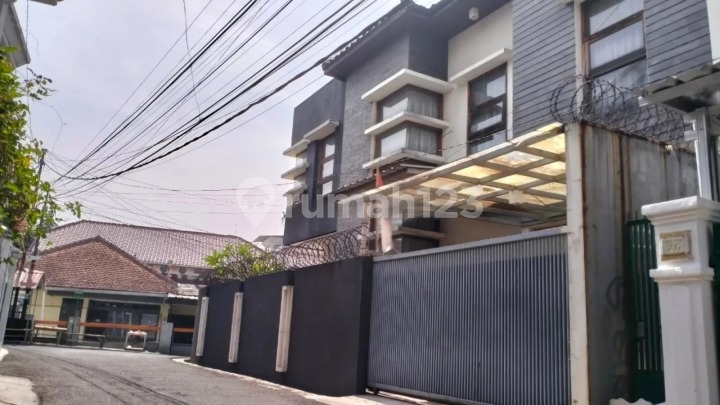 Rumah Bagus 2 Lantai Di Sukaluyu Dekat Gedung Sate