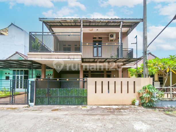 Rumah Hadap Selatan LB 200 SHM 10 Mnt ke Mall Paradise Walk Serpong J-40883