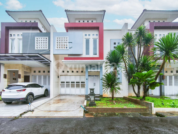 Well-Maintained House 11 Minutes to West Sentul Toll Gate 4 Bedrooms Eligible for KPR J40354