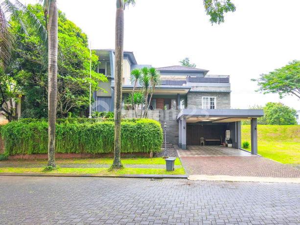 Rumah Tanah Luas Dekat Serpong 15 Menit ke Pintu Tol BSD Siap Huni J42312